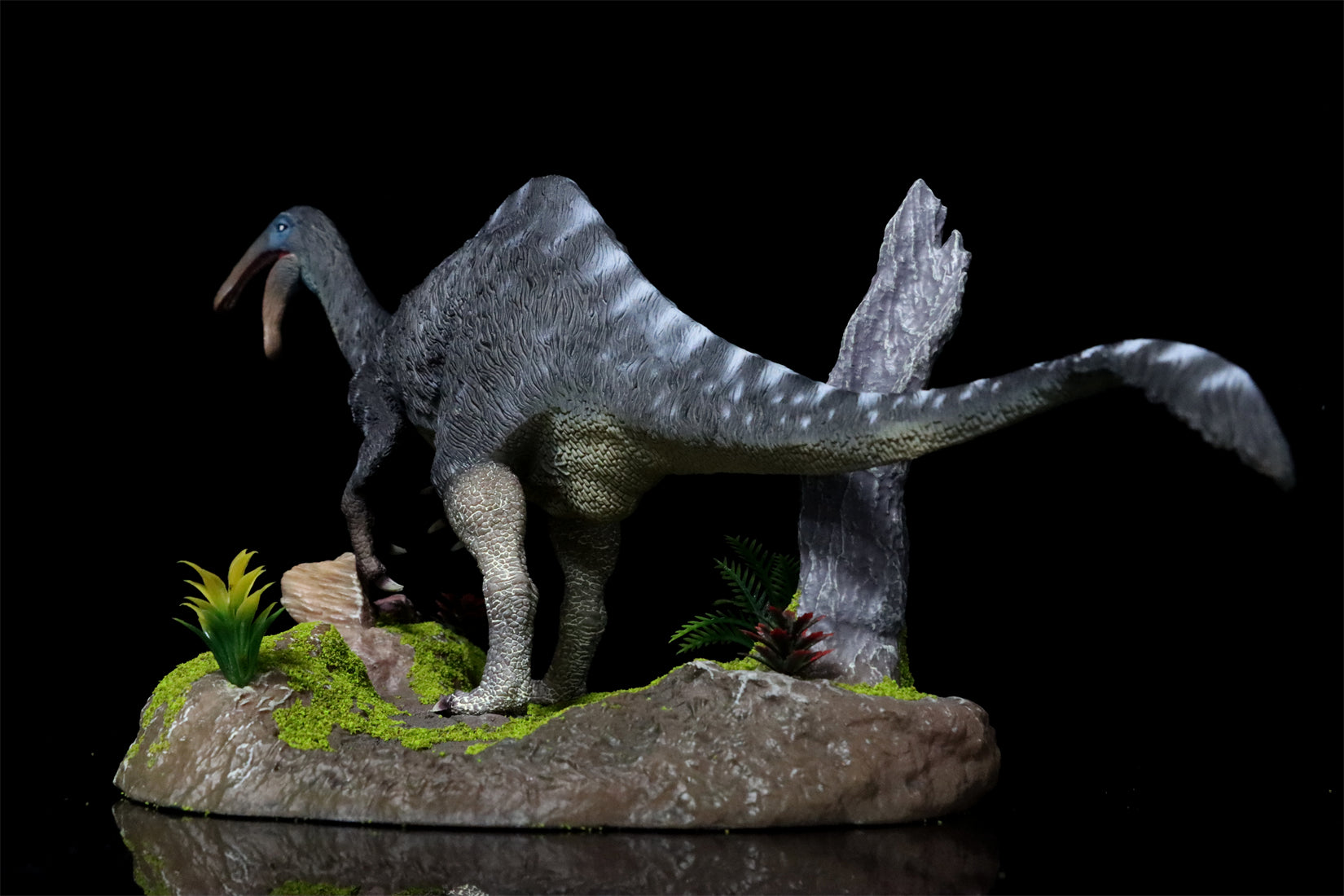 GRHC 1/35 Scale Life Echo Deinocheirus Scene Model