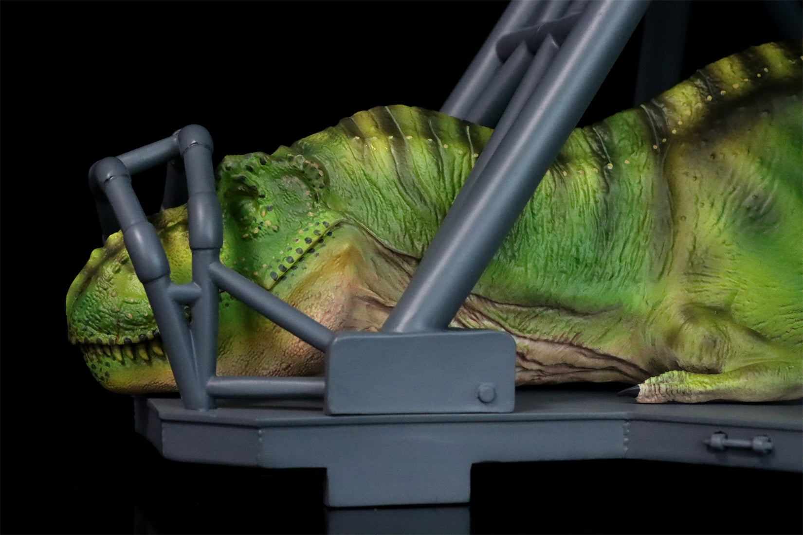 DINO DREAM 1/30 Scale Sleeping Trex Scene