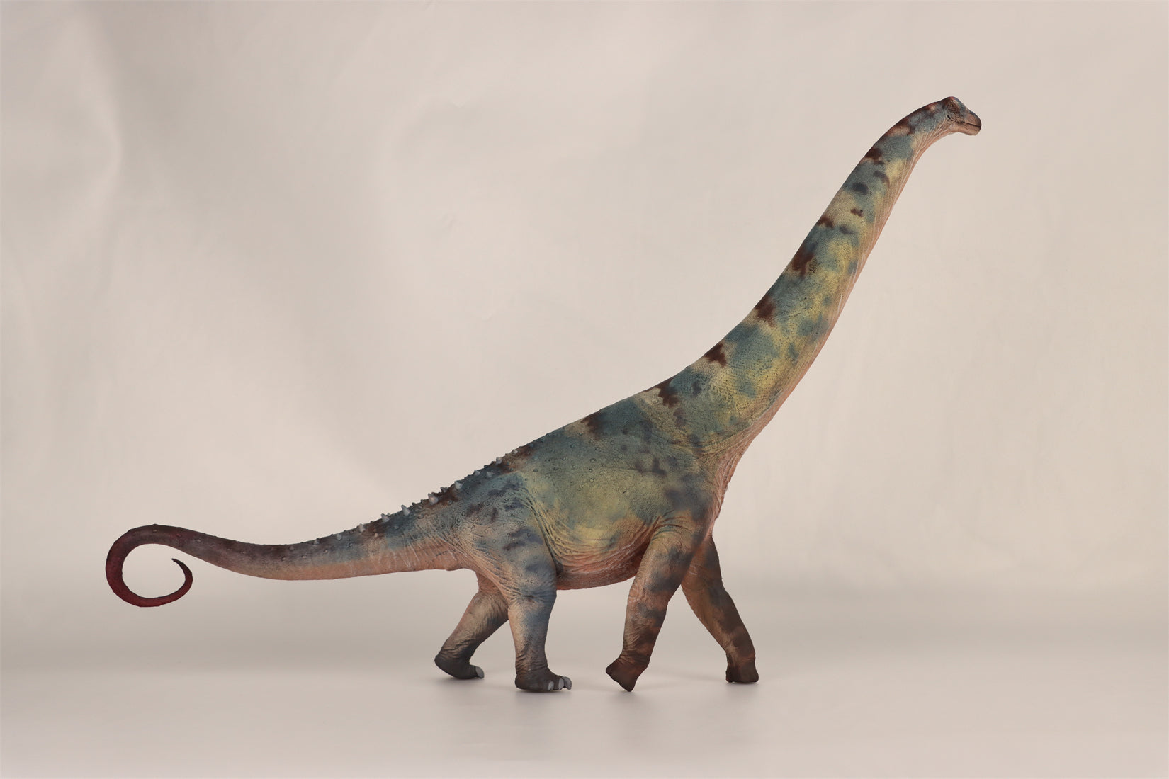HAOLONGGOOD 1:35 Scale Alamosaurus Model