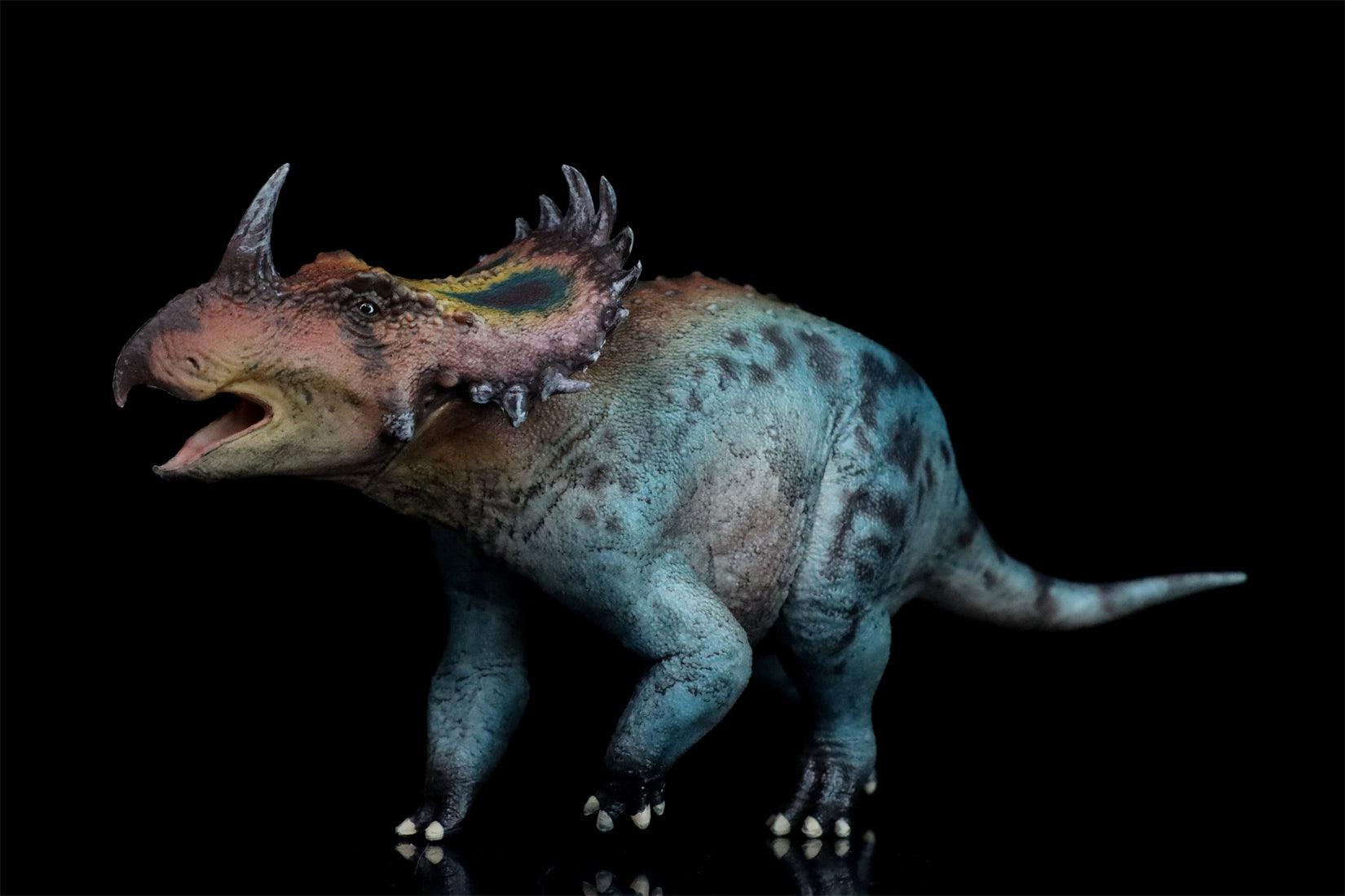 HAOLONGGOOD 1:35 Scale Sinoceratops Model