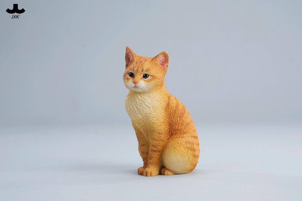 JXK Well-behaved Cat Sitting Figure