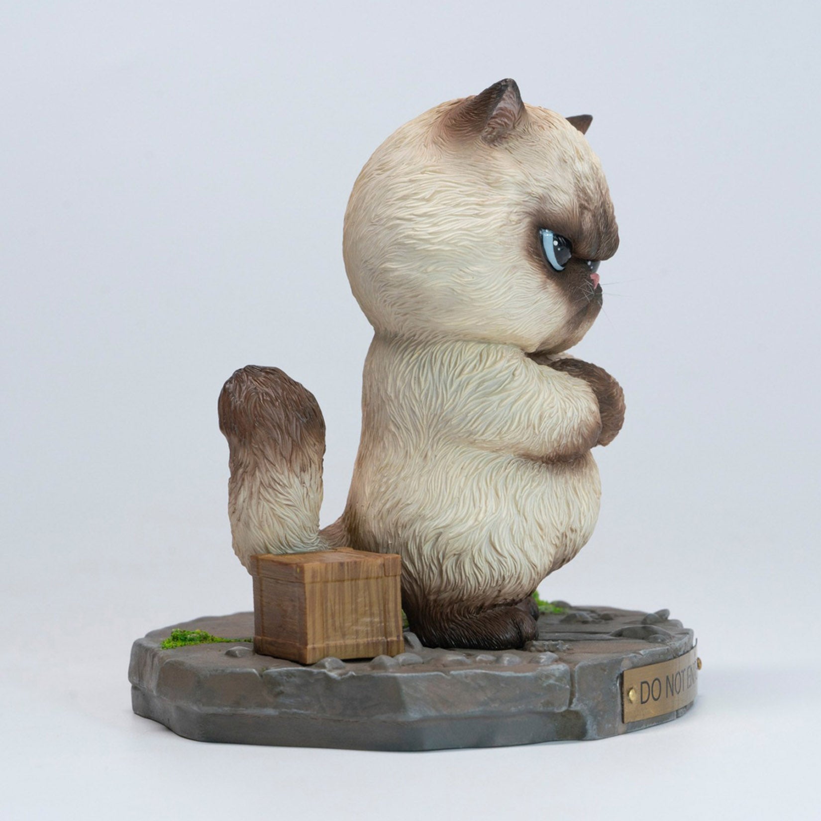 JXK Studio Bengbeng Baba Cat Figurine Ornament