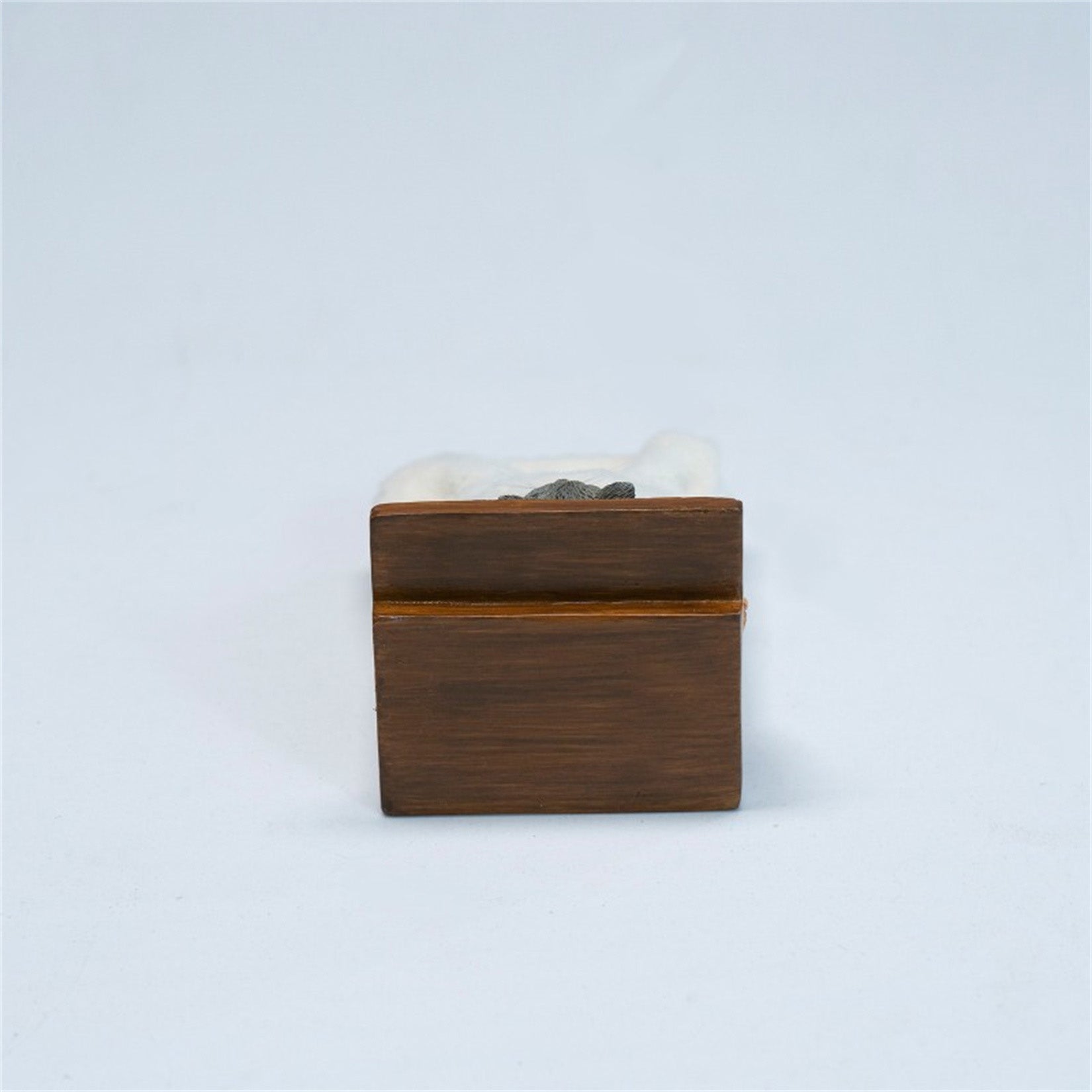JXK Studio Small Sleeping Cat Model