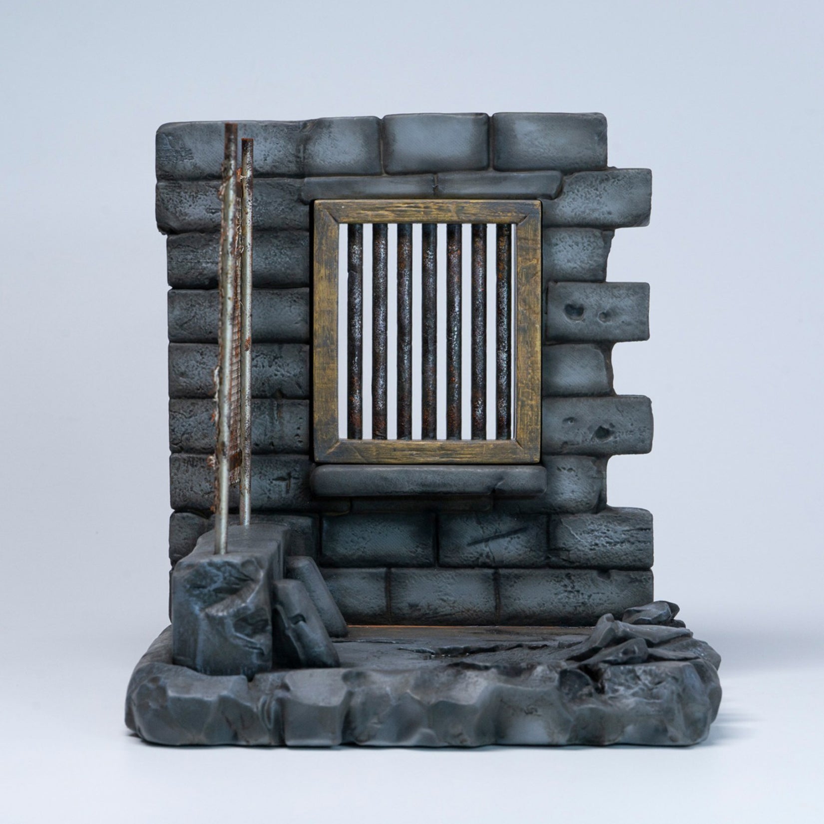 MMMTOYS 1:12 Scale Ruined Wall Outpost Model