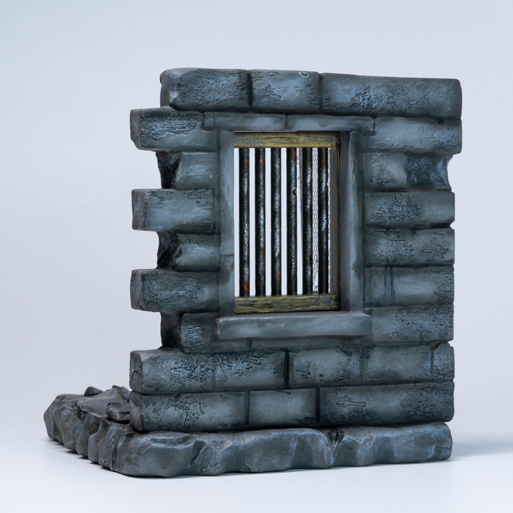 MMMTOYS 1:12 Scale Ruined Wall Outpost Model