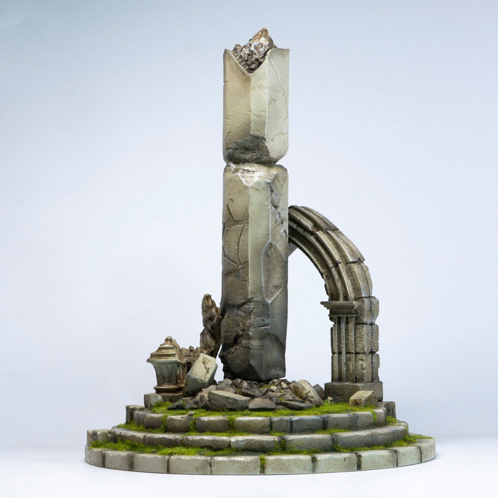MMMTOYS 1:12 Scale Ruined Pillar Ruins Model