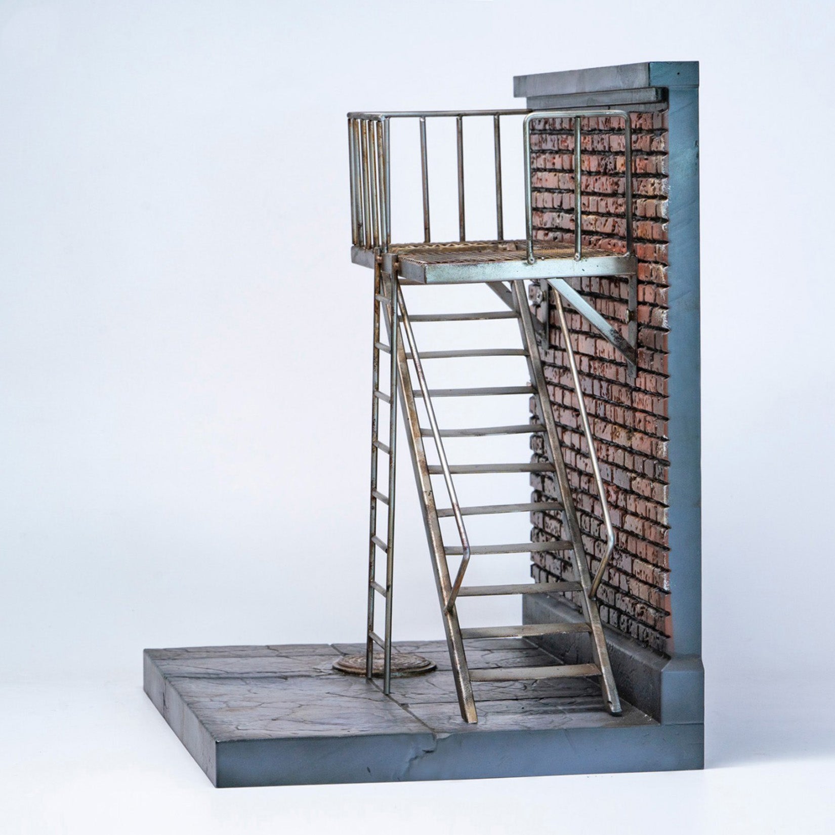 MMMTOYS 1:12 Scale Alley Outpost Model