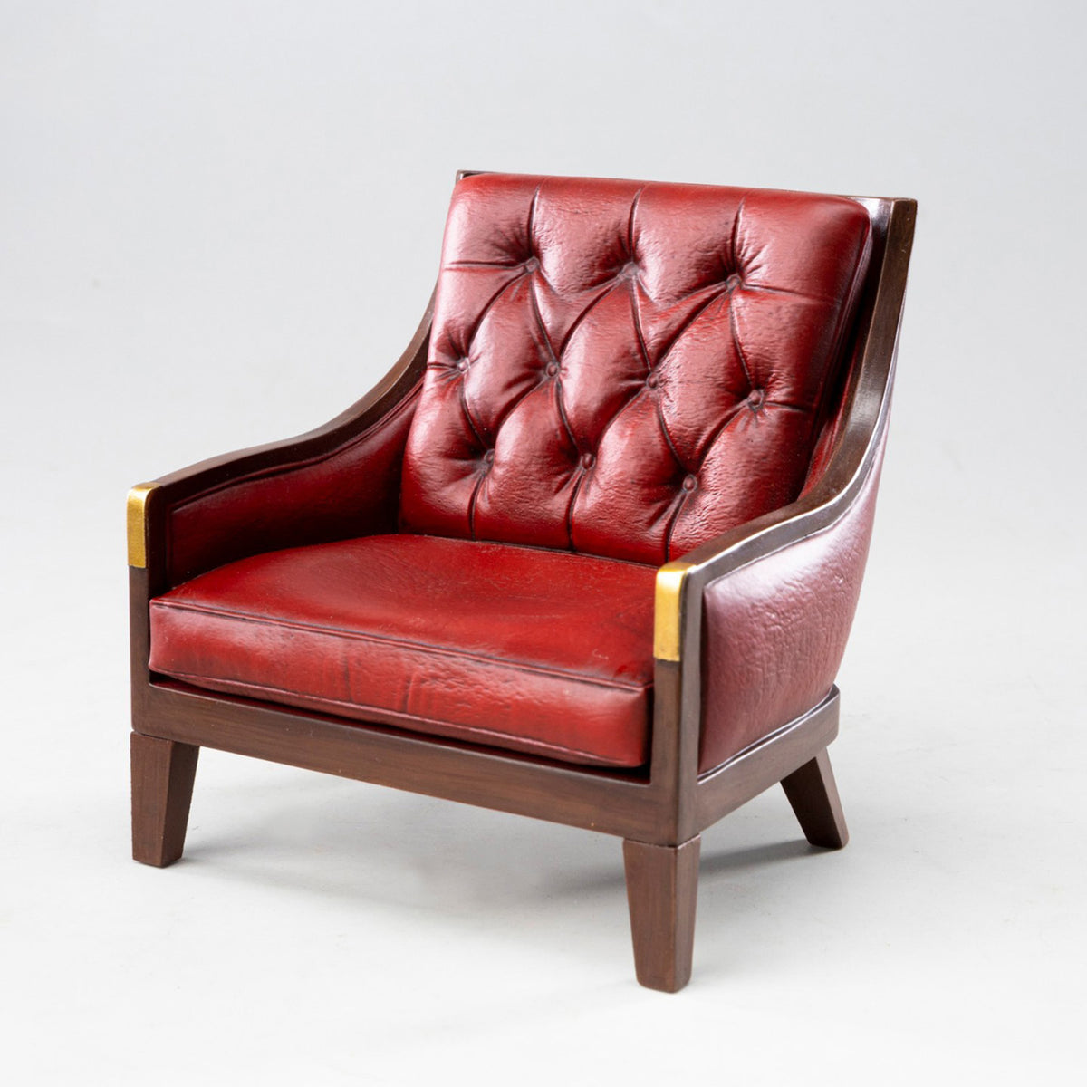 MMMTOYS Studio 1:12 Scale Red Chesterfield Armchair Model