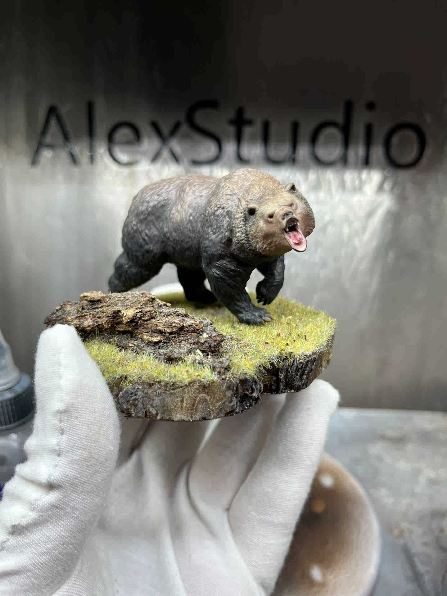 Alex Studio Brown Bear Model