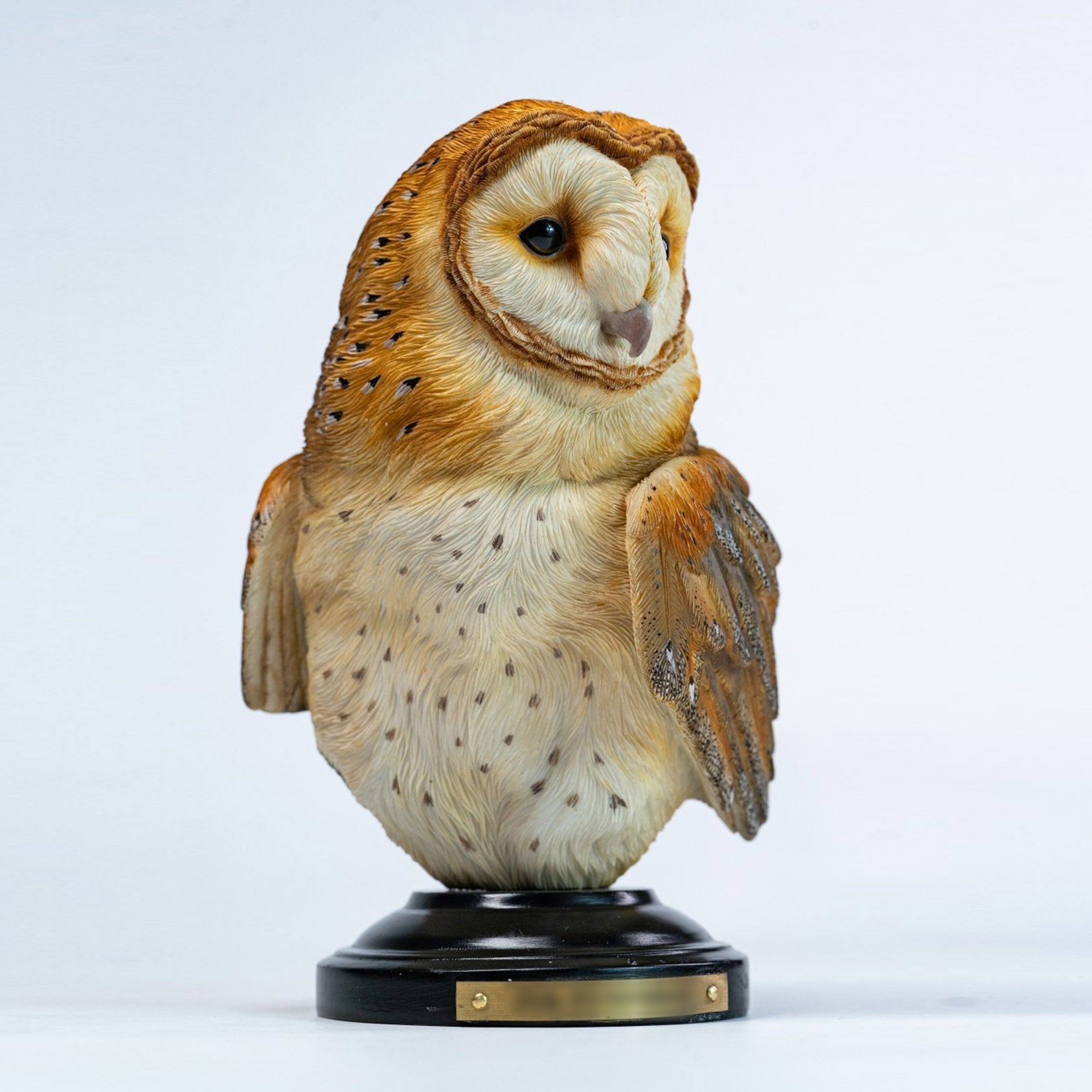 JXK Barn Owl Head Sculpture Figure