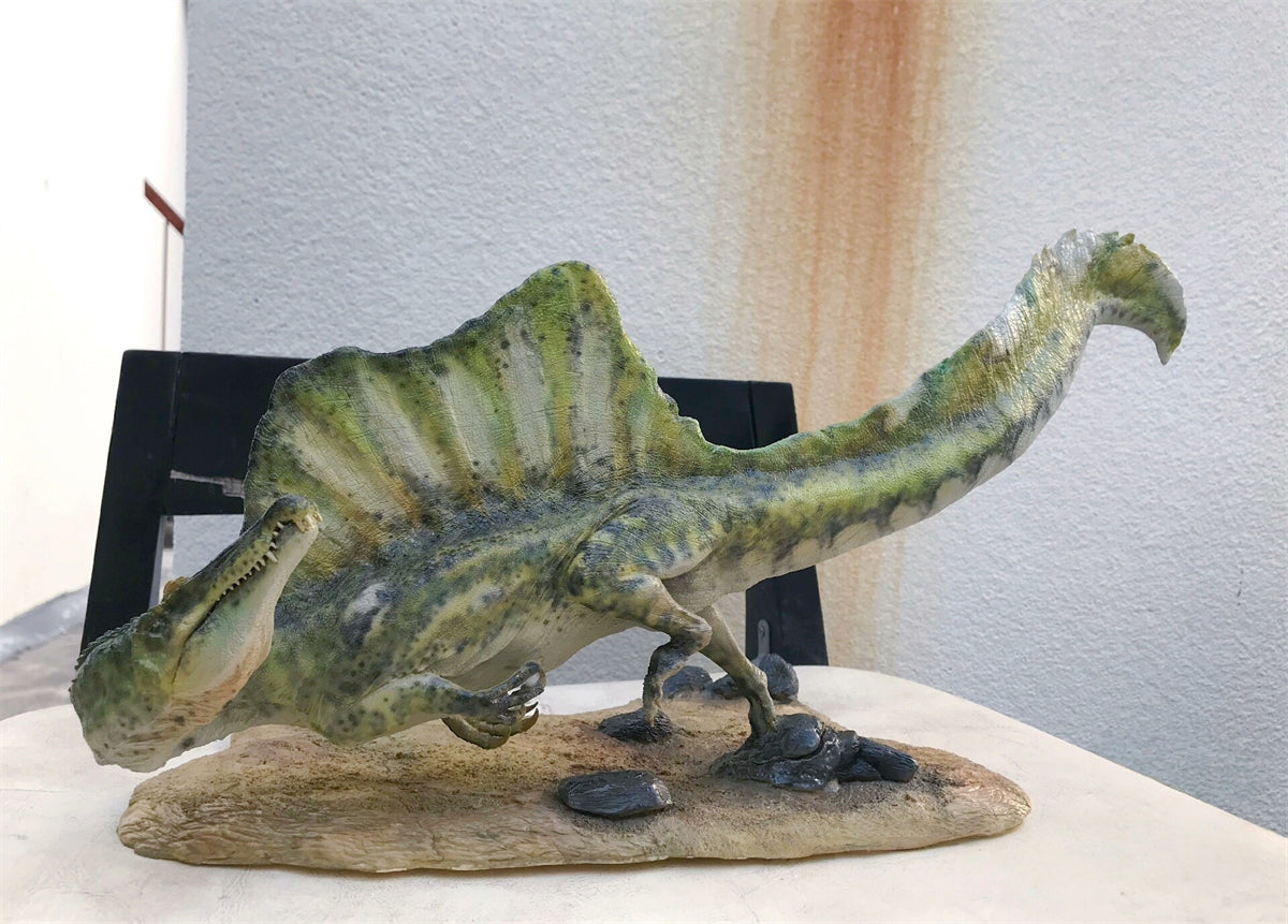 1/20 Spinosaurus Pterosaur Water Scene Statue Painted Version