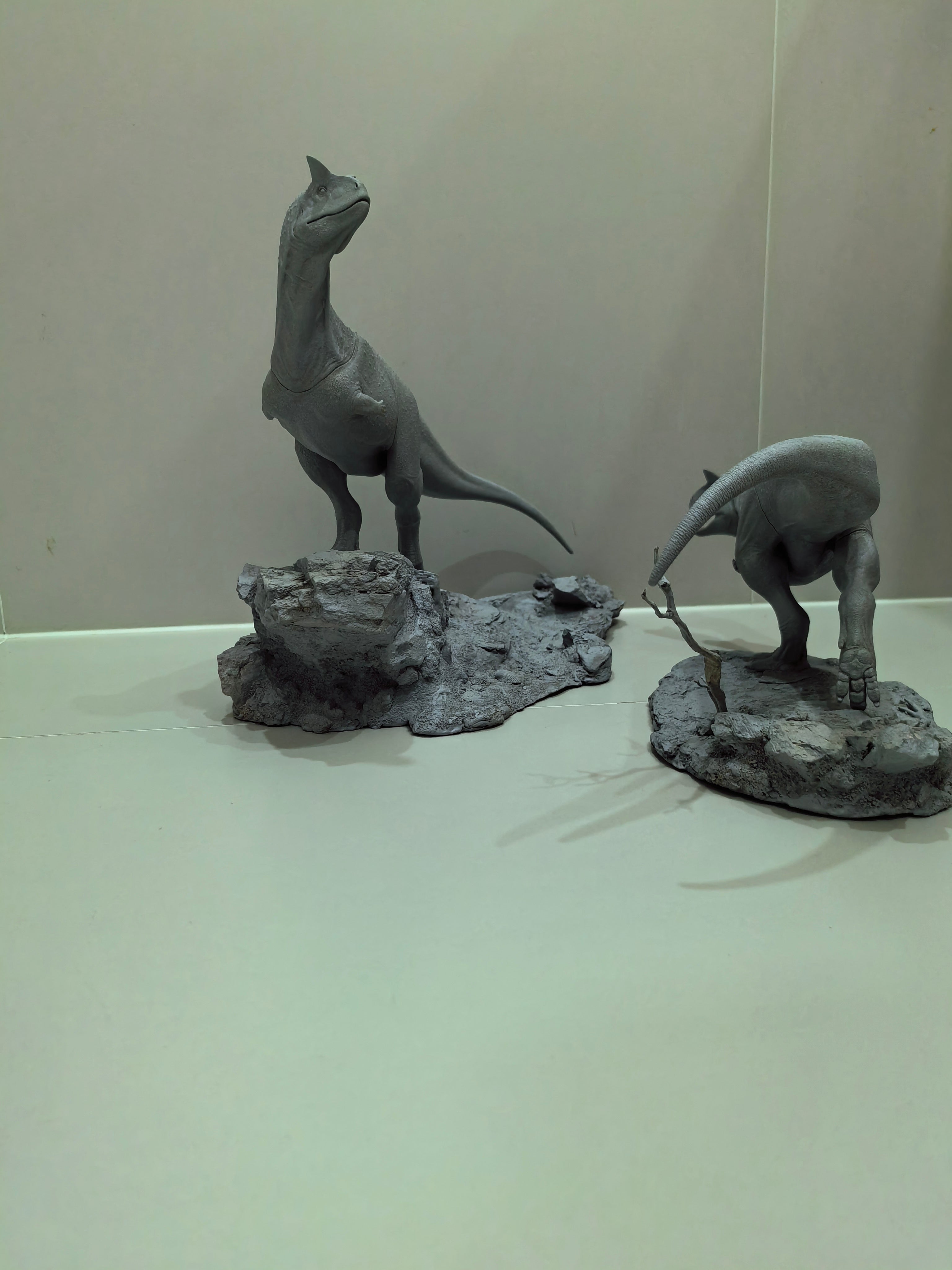 MK Studio 1:20 Scale Carnotaurus Pair Scene Statue