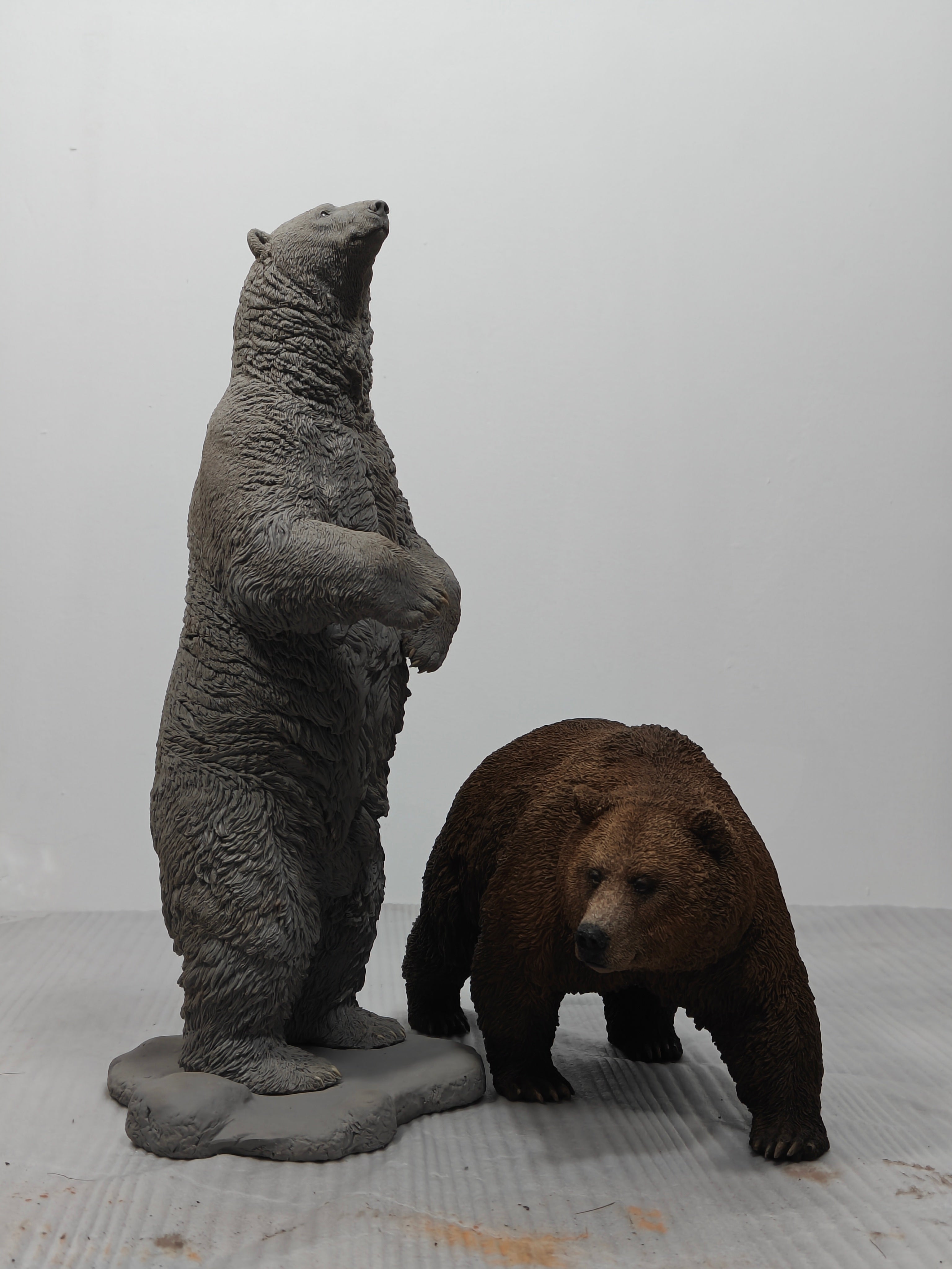 TUNAN Studio 1/10 Scale Polar Bear Model