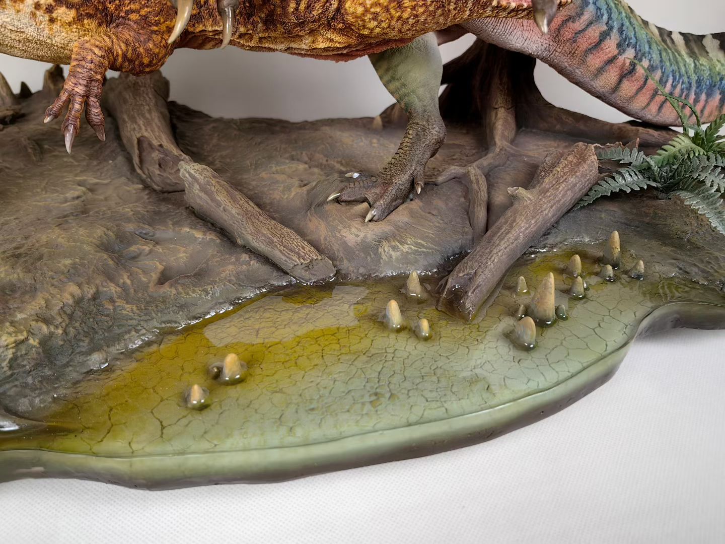 Showanna Studio 1/15 Scale Spinosaurus VS Carcharodontosaurus Scene Statue