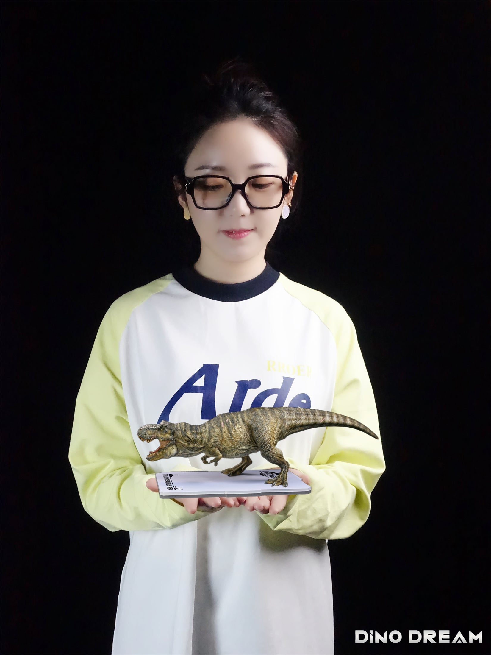 DINO DREAM 1:30 Scale JW4 Tyrannosaurus Rex Model