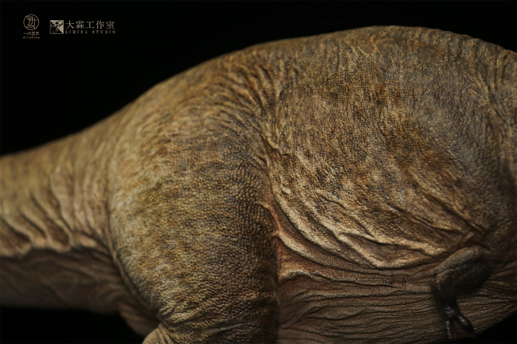 Ashine Alliance X Cristian Lopez Wankel Rex Scene Statue