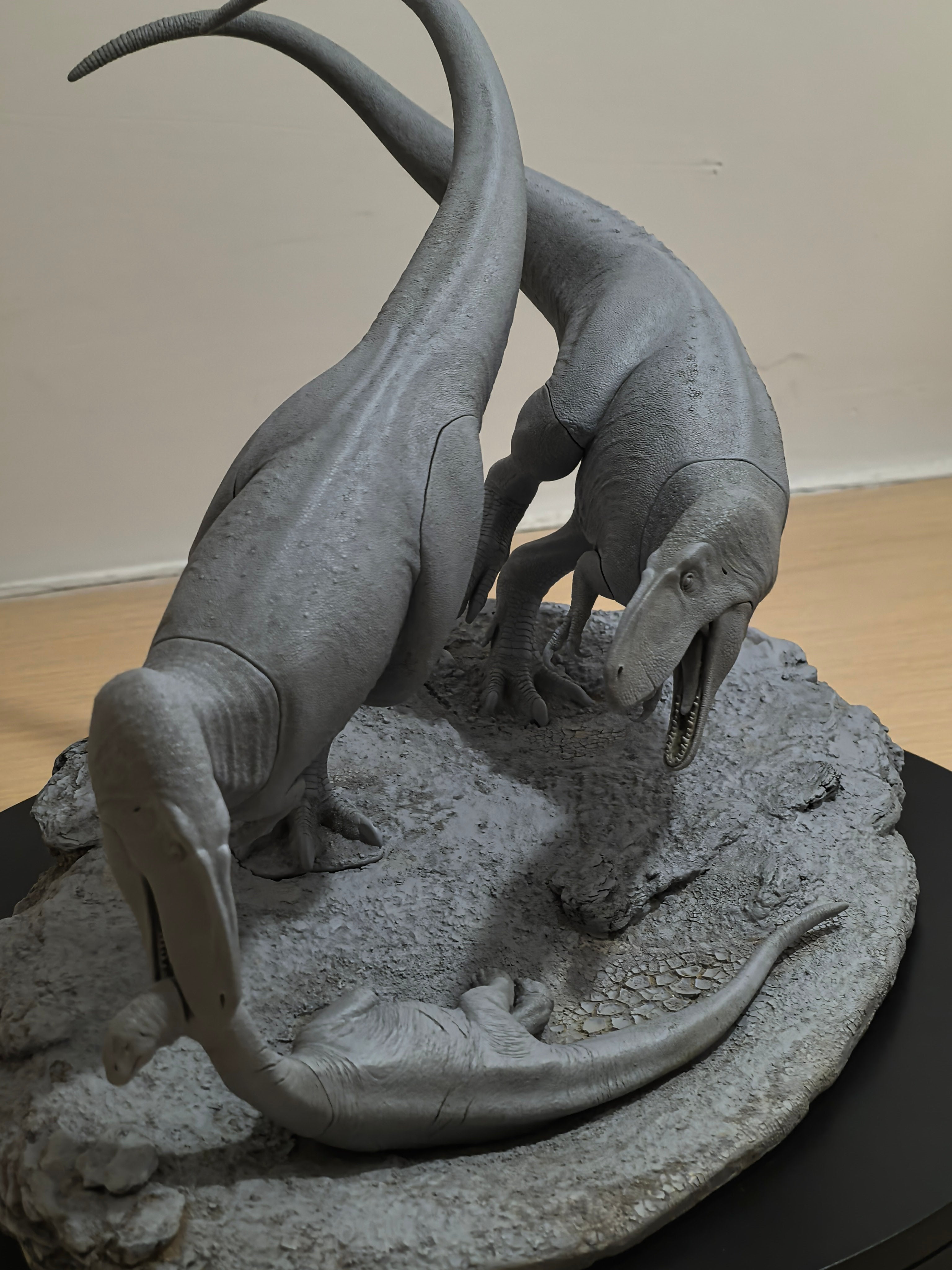 MK Studio 1:20 Scale Megalosaurus Pair Hunt Cetiosaurus Scene Statue