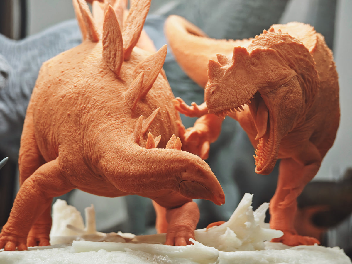 SHOWANNA 1/15 Scale Ceratosaurus VS Stegosaurus Model