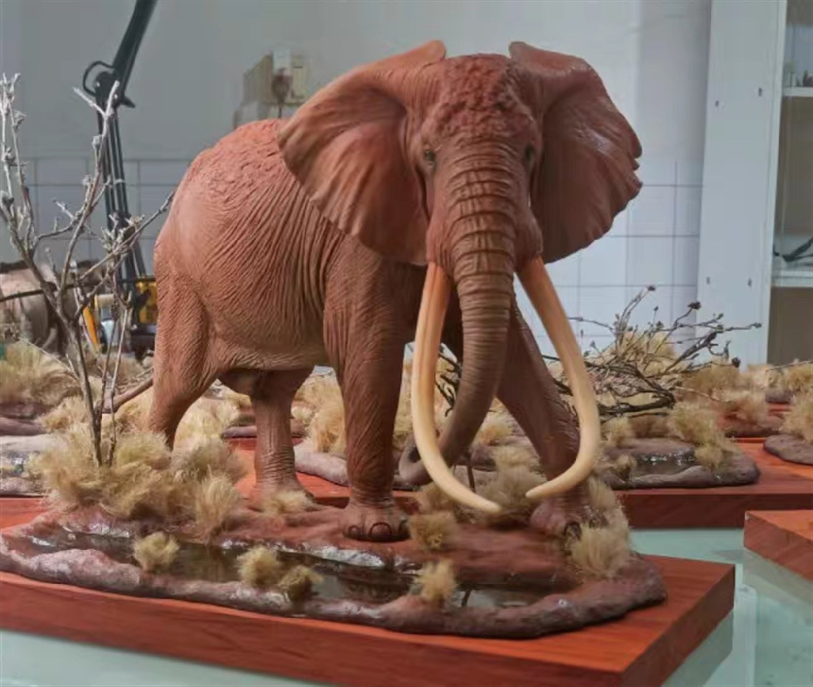 1/18 Scale Elephant Satao Model