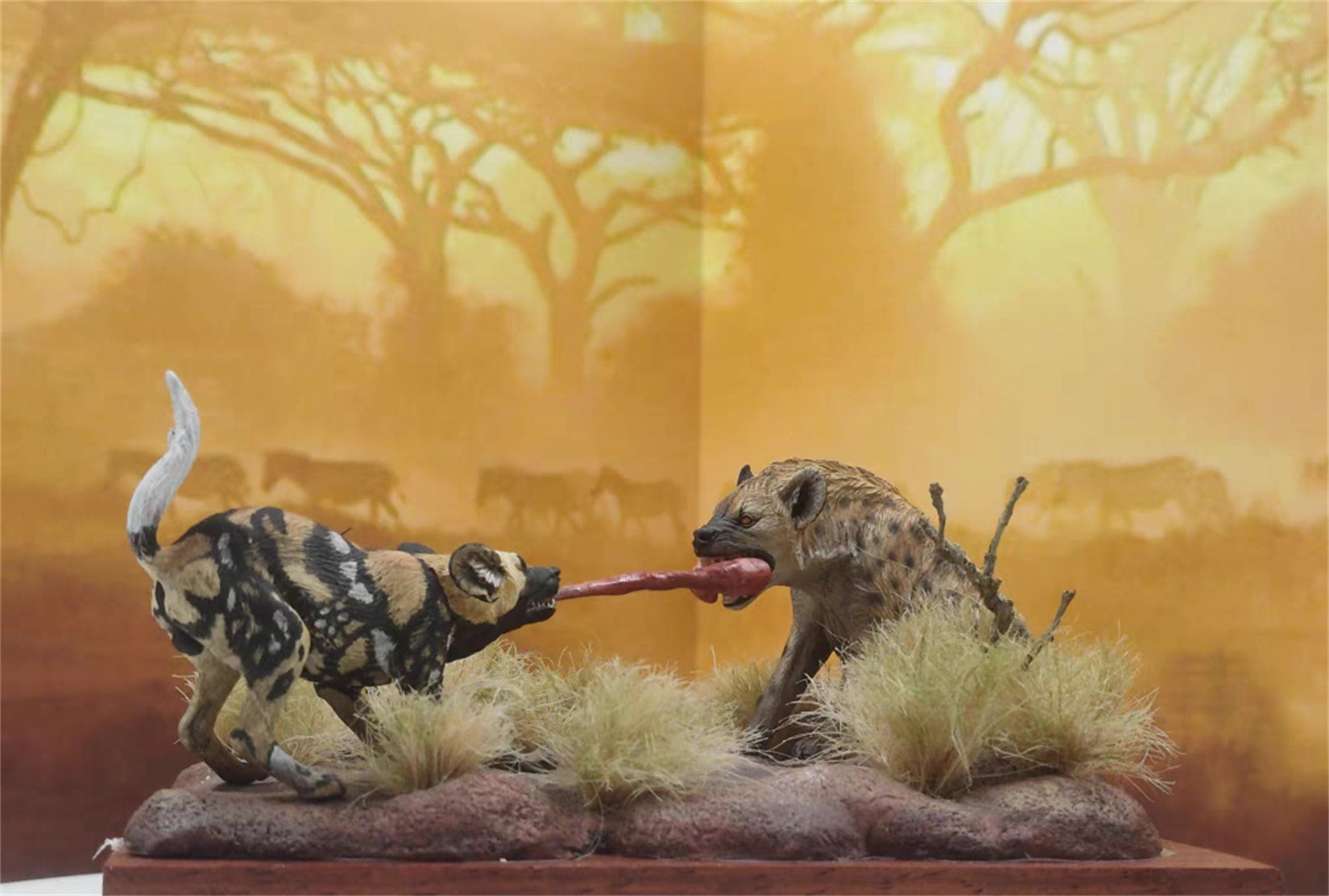 1/18 Scale Leopard Hyena Scene Model