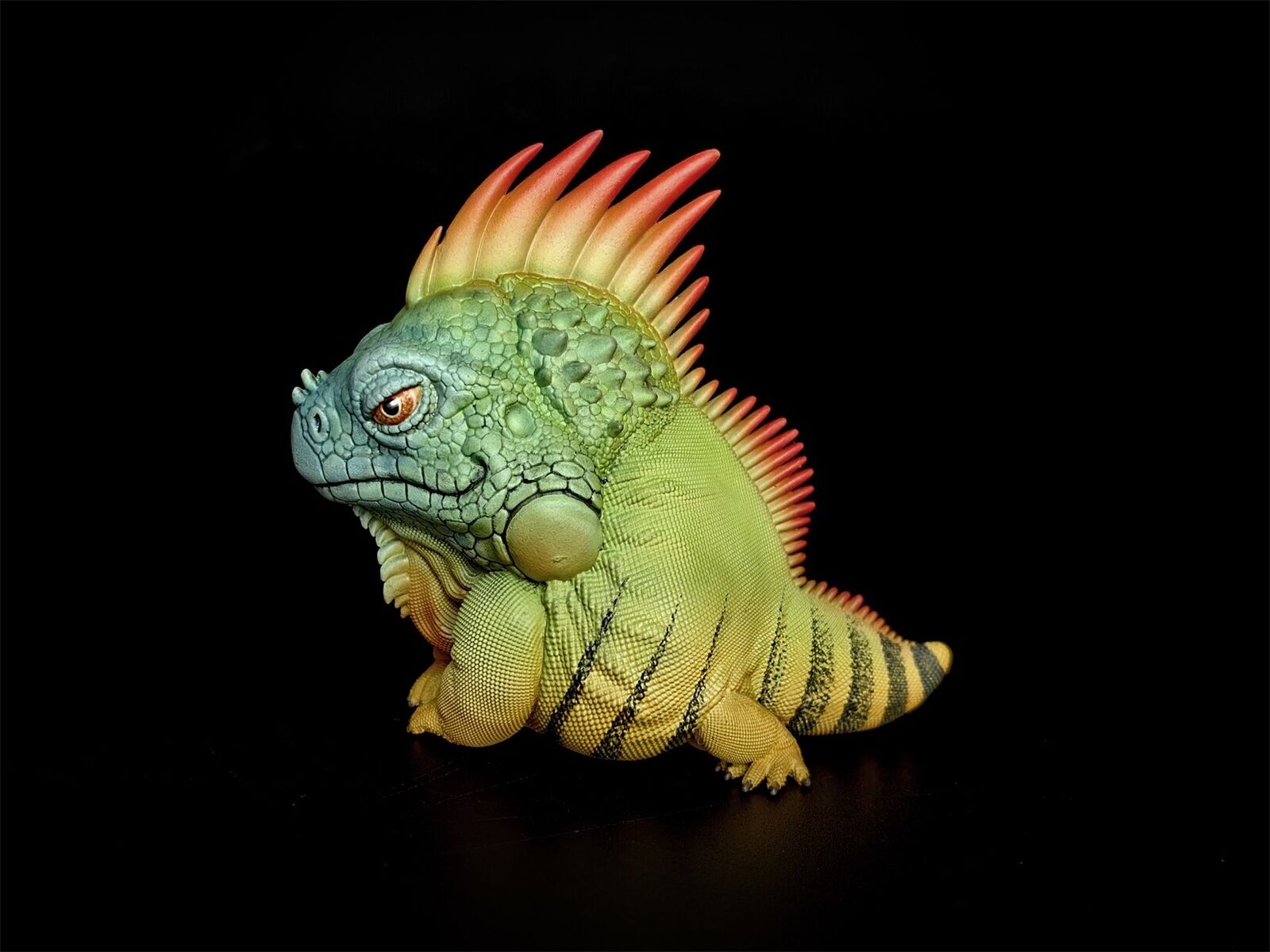 13" Common Green Iguana Limited Plus Model
