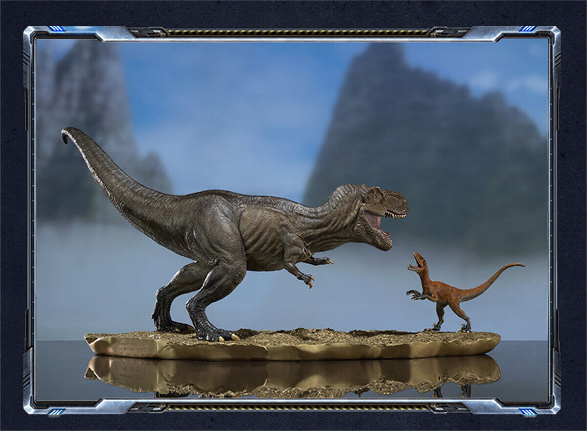 TONGSHIFU 1/20 T-Rex VS Atrociraptor Model
