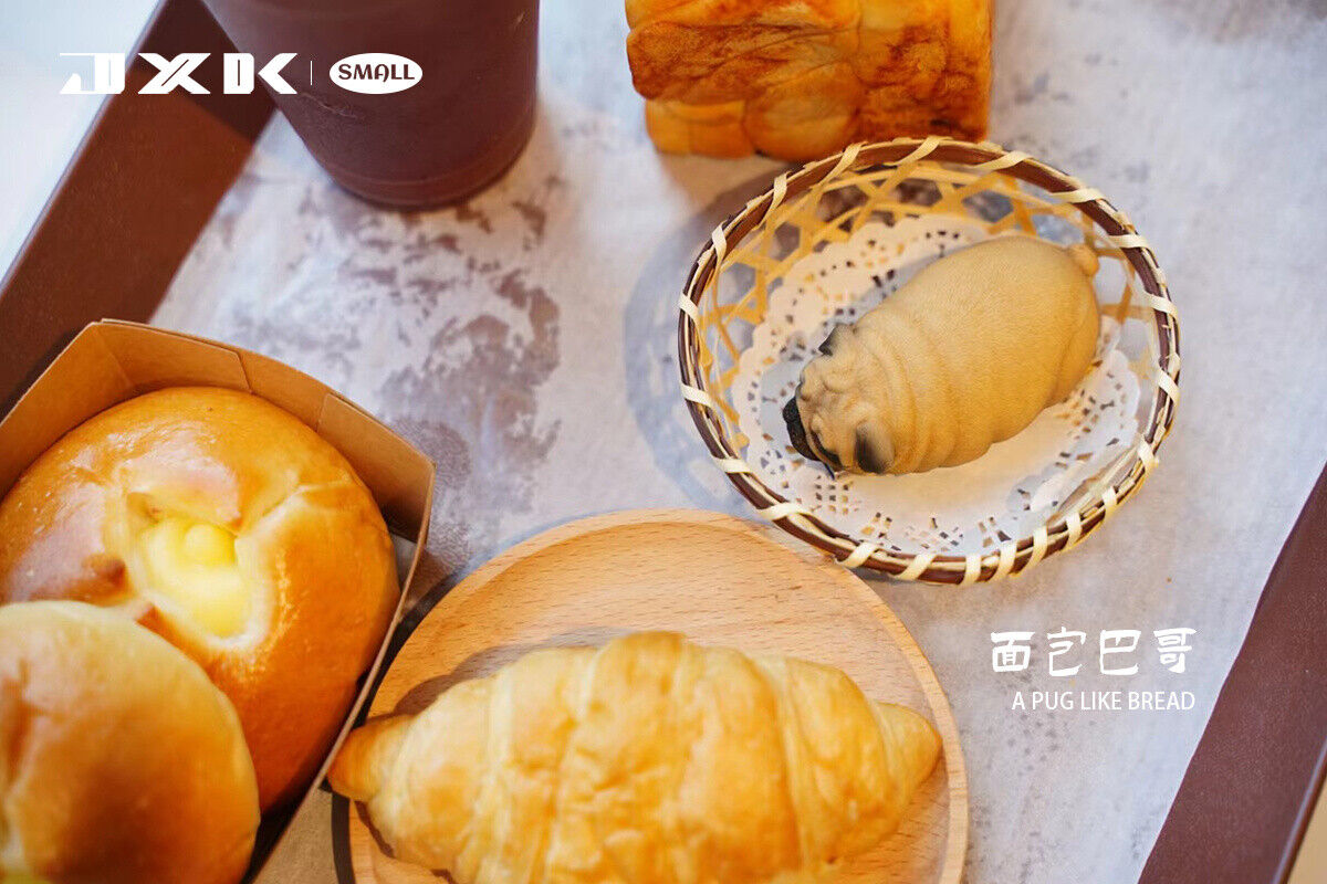 JXK Small A Pug Like Bread Model