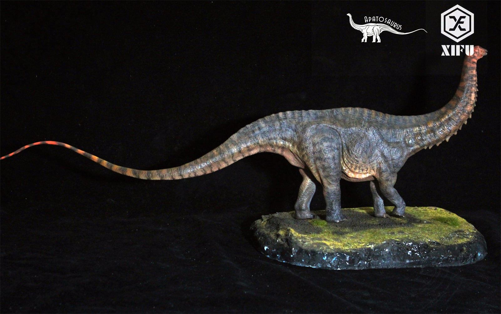 1/35 Scale Apatosaurus Pieck Model Kit
