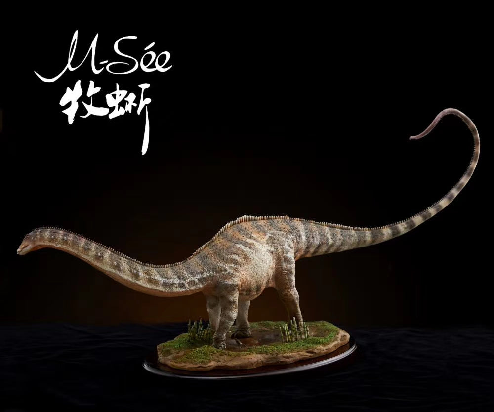MuSee Studio 1/35 Diplodocus carnegiei Scene Statue
