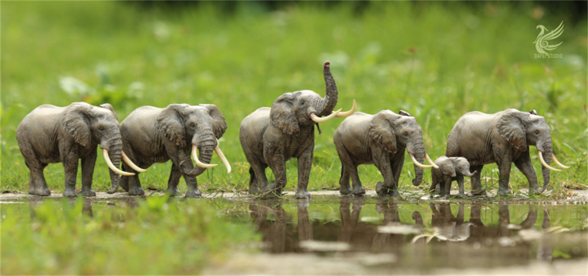 Dafei African Elephants Scene Model