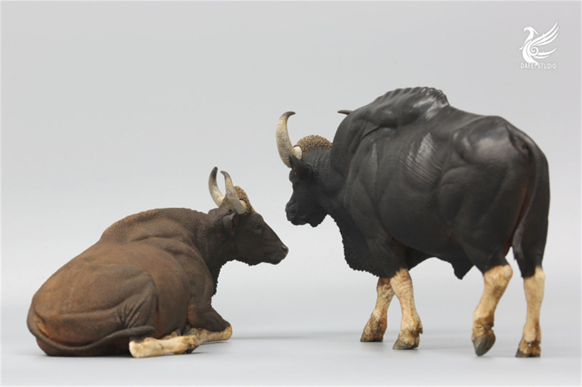 Dafei Bos Frontalis Scene Statue