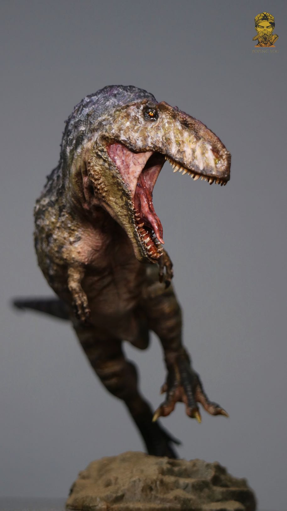 PASSION CHARGER 1/20 Mapusaurus Statue Unpainted Kit
