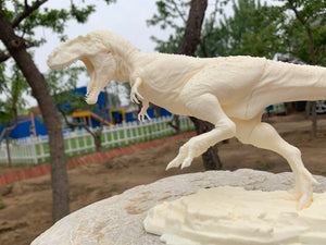 PASSION CHARGER 1/35 Mapusaurus Statue