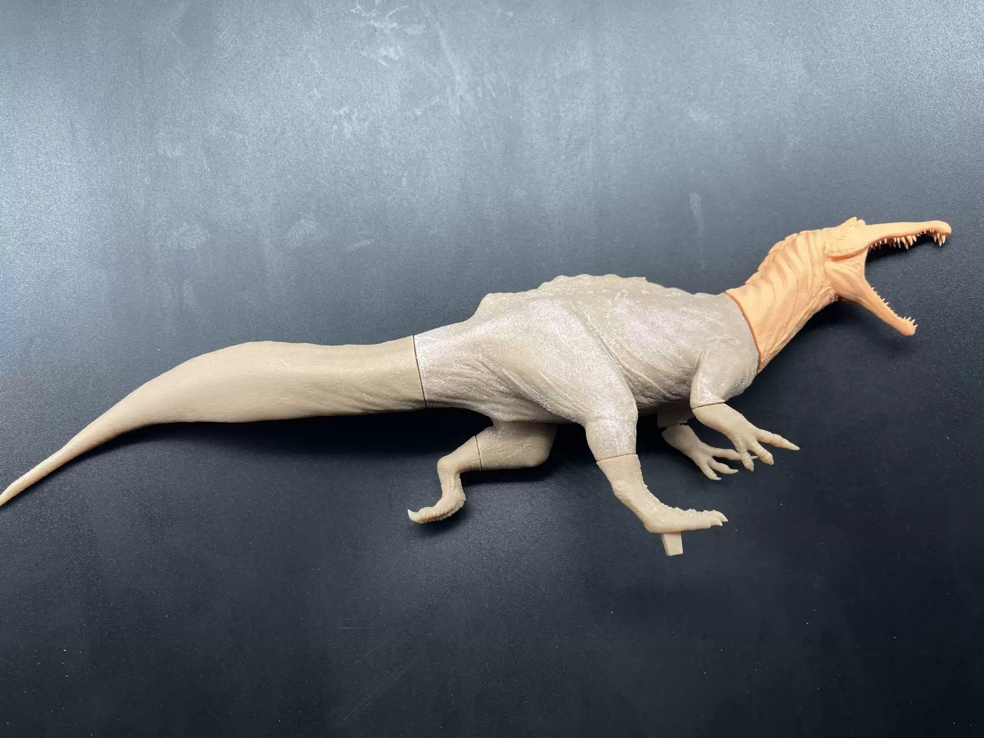 ORIGIN STUDIO 1:35 Scale Ichthyovenator Model Kit