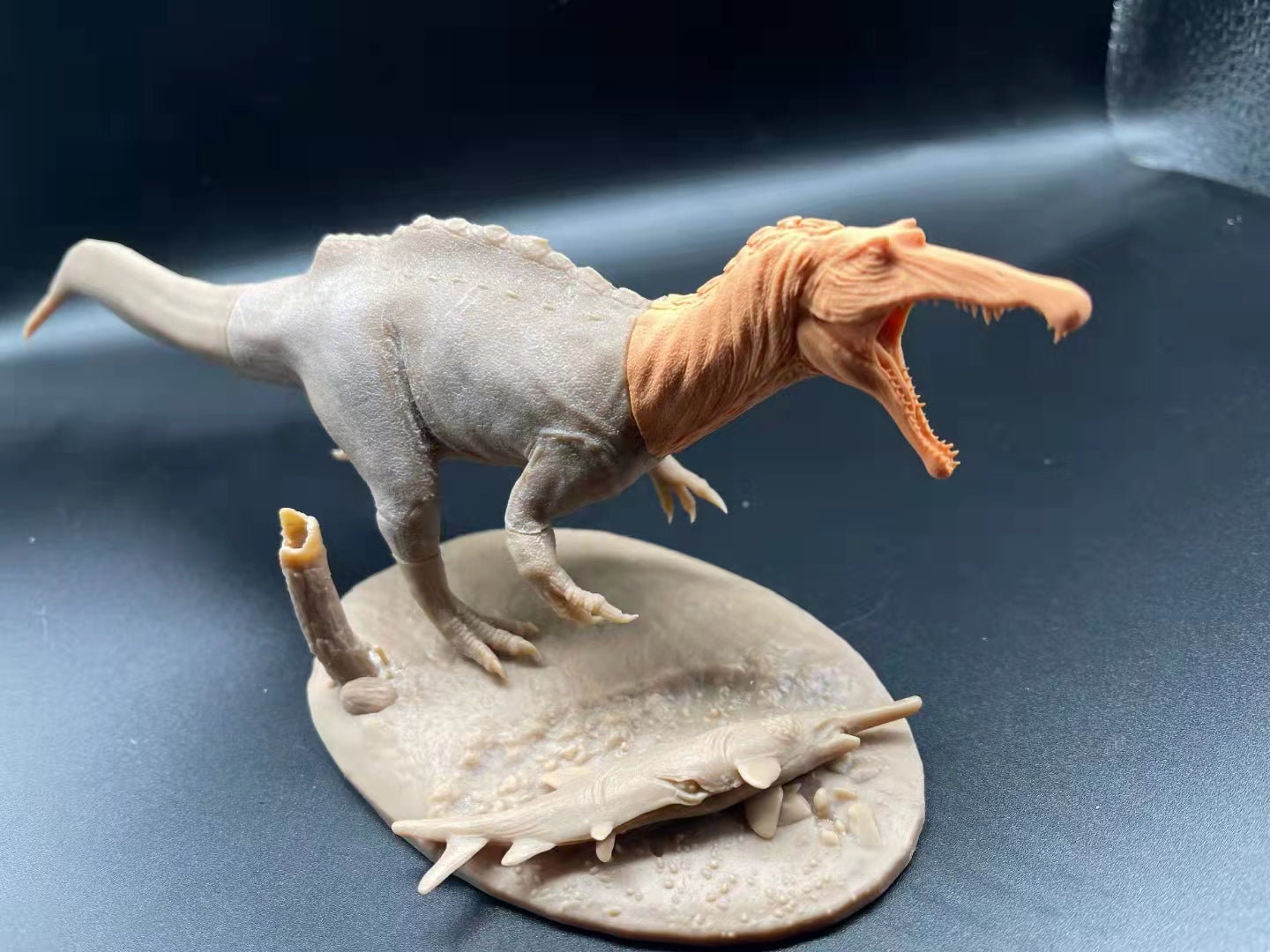 ORIGIN STUDIO 1:35 Scale Ichthyovenator Model Kit