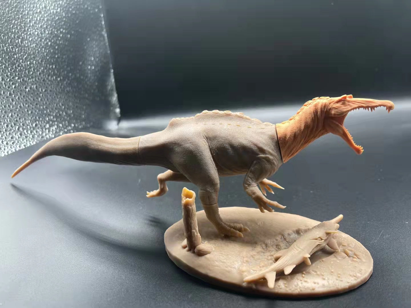 ORIGIN STUDIO 1:35 Scale Ichthyovenator Model Kit