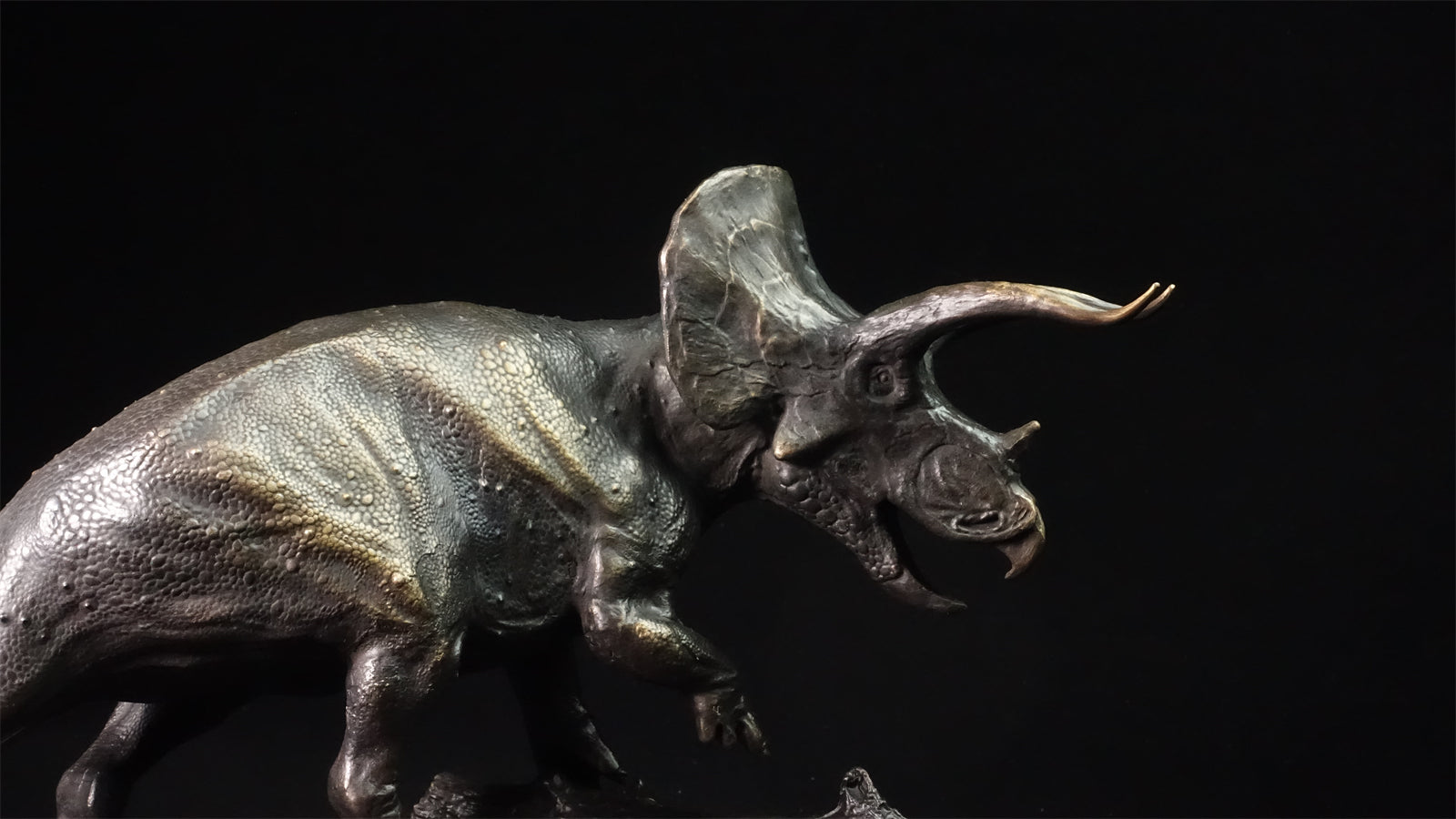 1/35 Scale Triceratops Bronze Statue