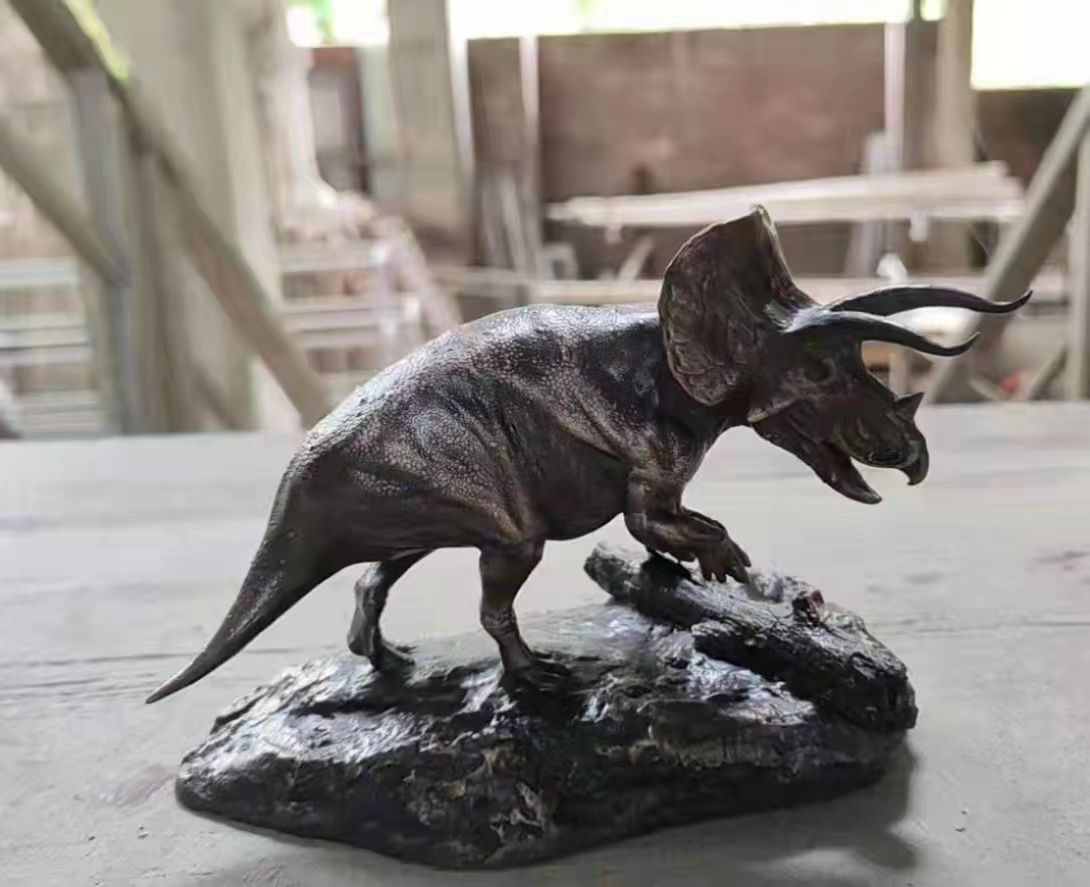 1/35 Scale Triceratops Bronze Statue