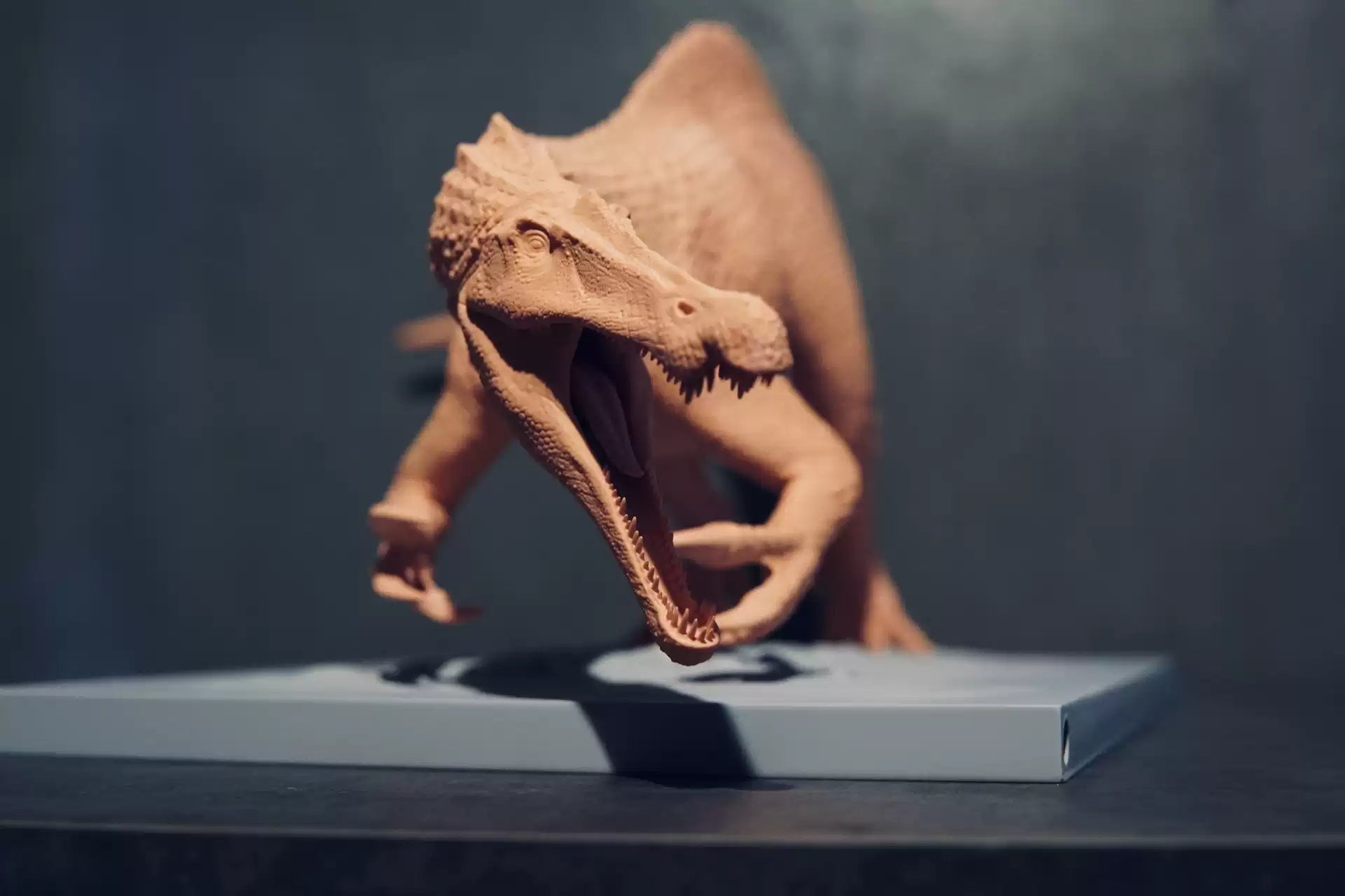 CROSS COLOR 1/15 Suchomimus Model Unpainted Kit