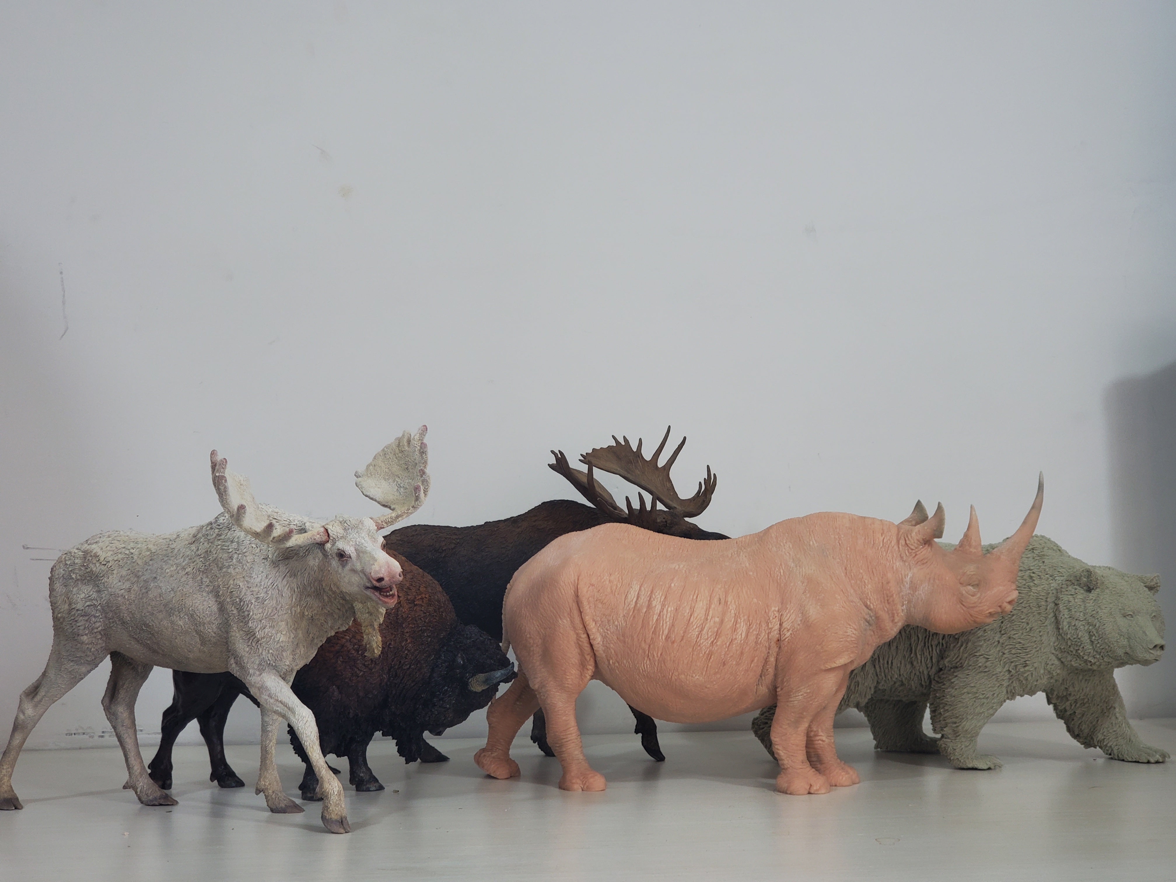 tunan Black Rhino Model