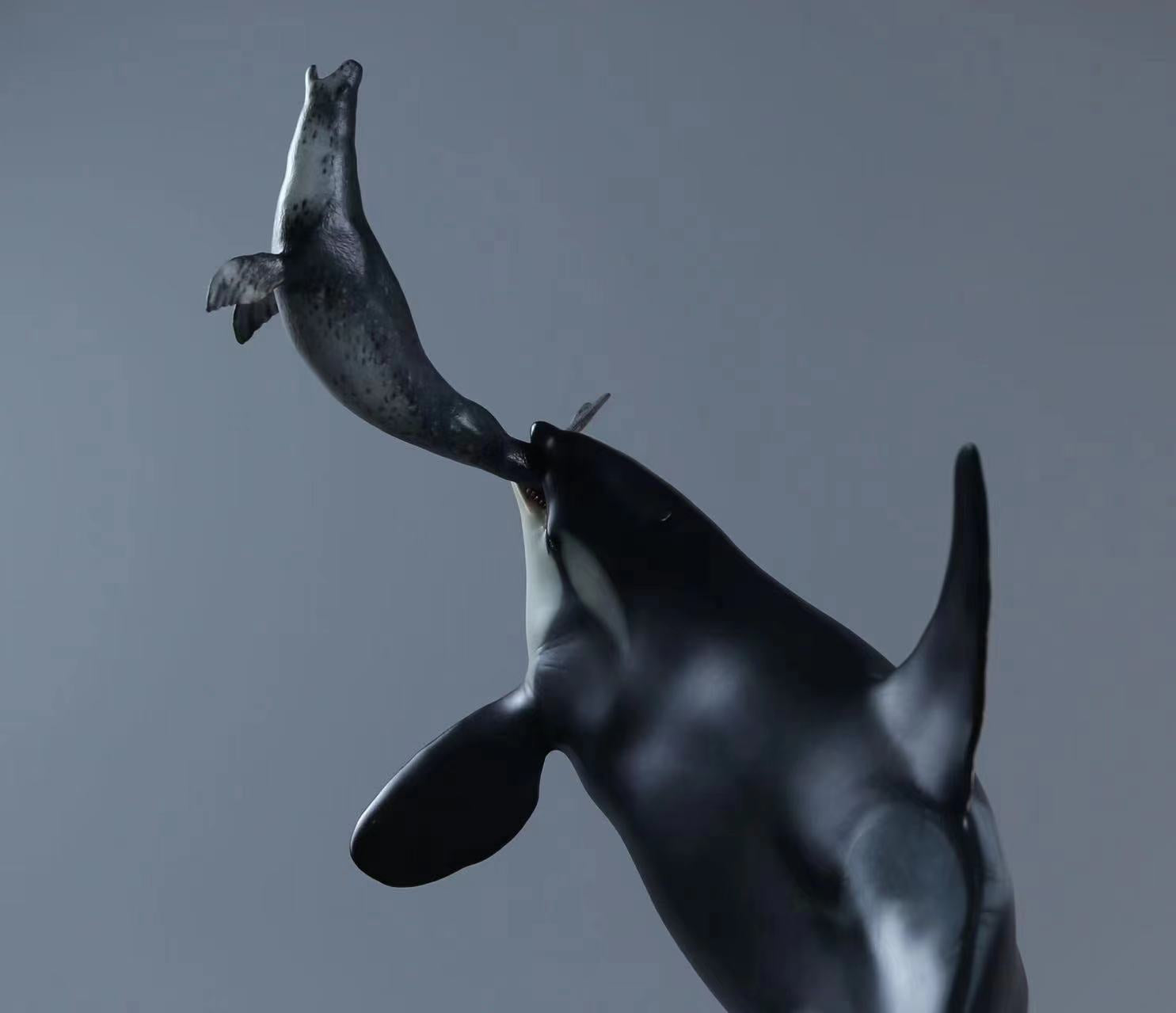 Memory Museum 1/15 Killer Whale Statue