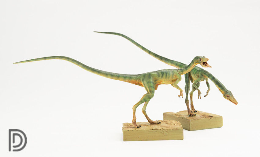 DINO DREAM 1/5 Male Set Compsognathus Statue