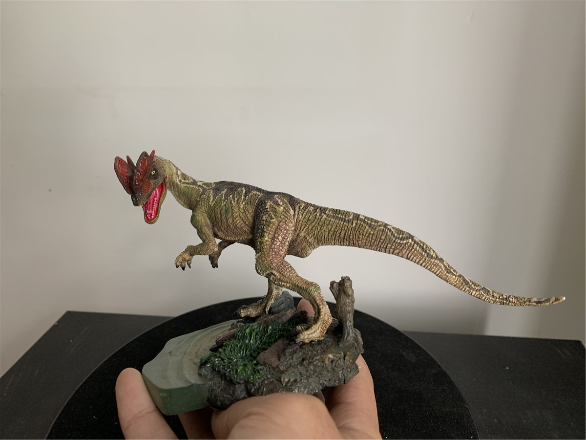 ITOY 2020 Dilophosaurus Statue