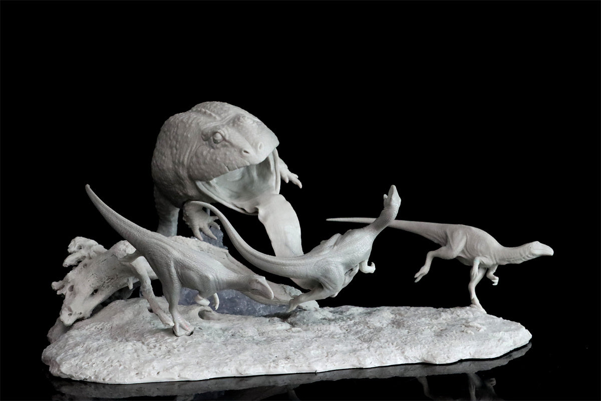 Sensen 1:5 Scale Beelzebufo Masiakasaurus Scene Statue