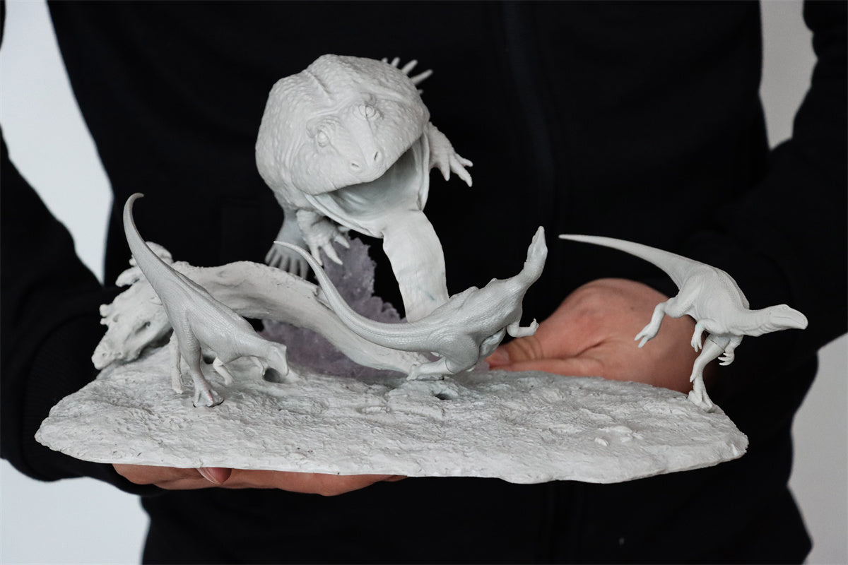 Sensen 1:5 Scale Beelzebufo Masiakasaurus Scene Statue