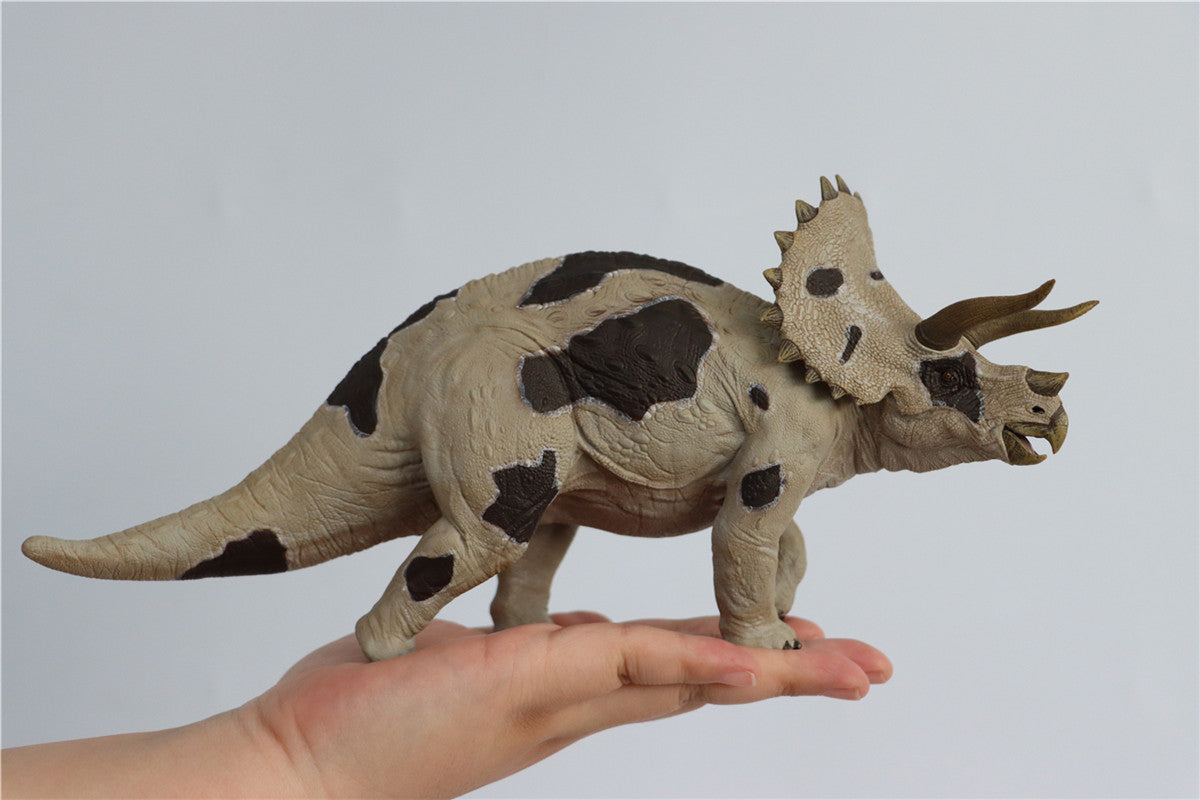 Nanmu 1/35 Triceratops Figure