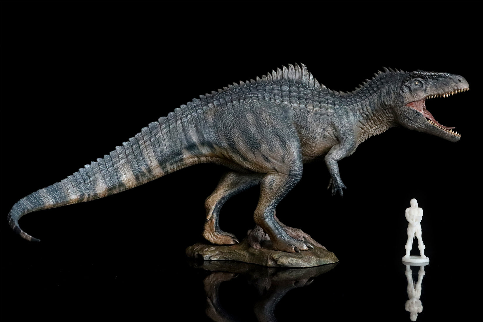 Nanmu Giganotosaurus 2.0 The King of the Border Figure