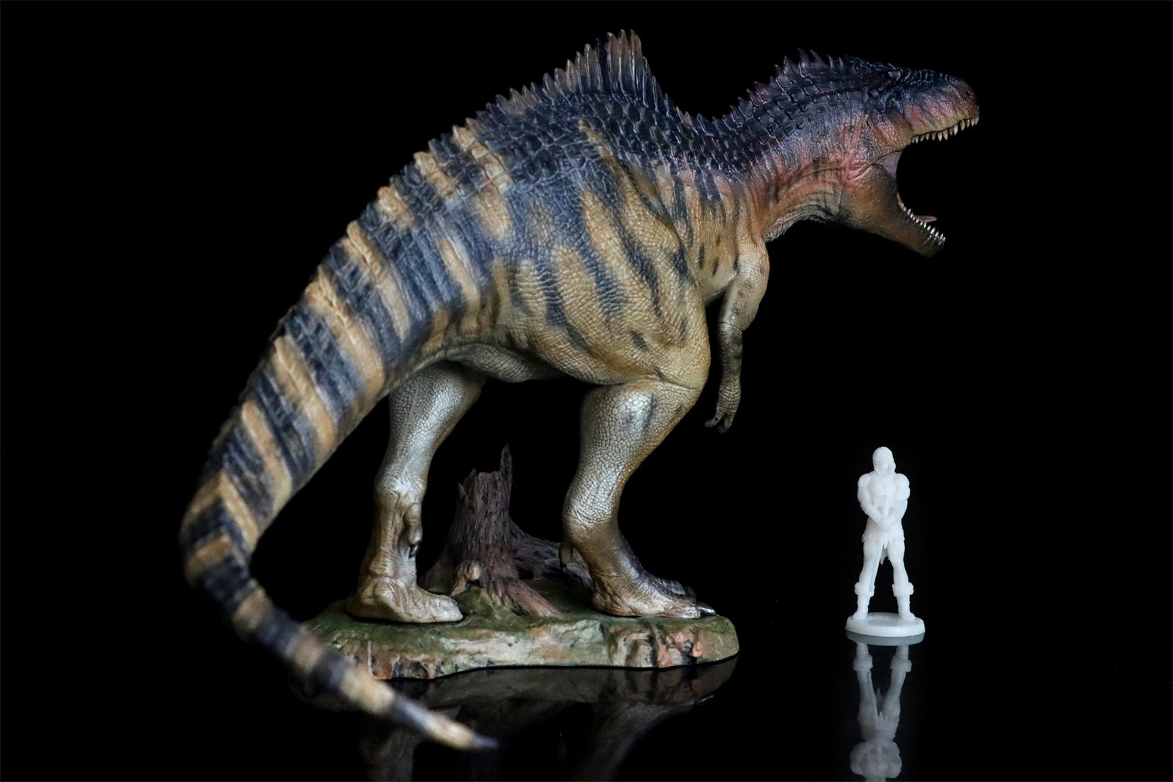Nanmu Giganotosaurus 2.0 The King of the Border Figure