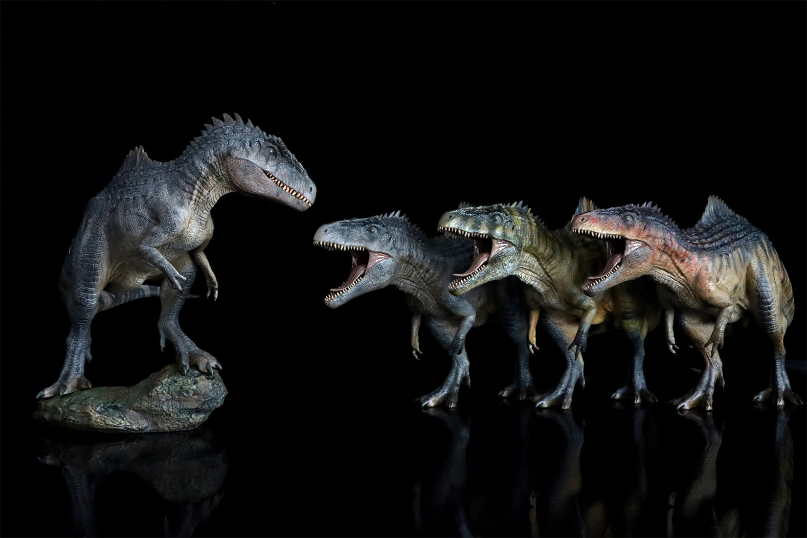 Nanmu Giganotosaurus 2.0 The King of the Border Figure