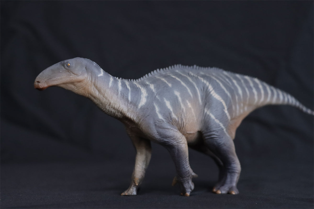 PNSO 1/35 Iguanodon Harvey Model